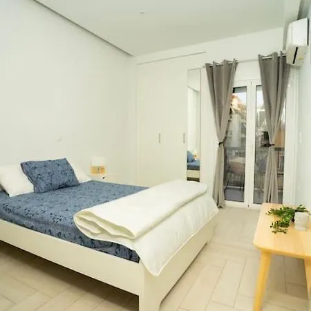 Homey Renovated 1 Bedroom In Kesariani Apartment