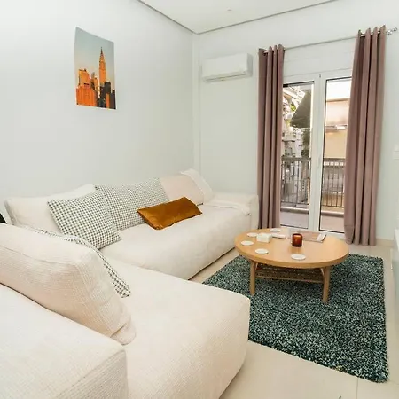 Homey Renovated 1 Bedroom In Kesariani Athens